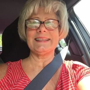 Meet your Posher, Debra